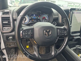 2022 Ram 1500 Limited Crew Cab Short Bed - miniatura 10