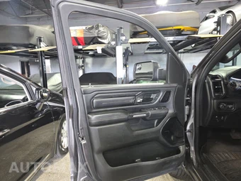 2022 Ram 1500 Limited Crew Cab Short Bed - miniatura 9