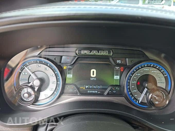 2022 Ram 1500 Limited Crew Cab Short Bed - miniatura 6