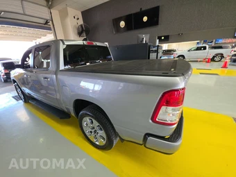 2022 Ram 1500 Lone Star Crew Cab Short Bed – miniatura 6