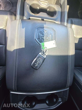 2022 Ram 1500 Rebel Crew Cab Short Bed - miniatura 8