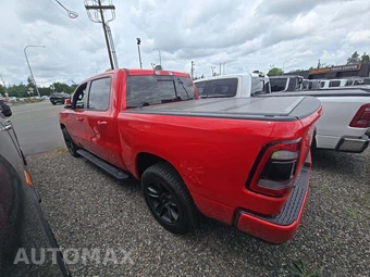 2022 Ram 1500 Sport Crew Cab Short Bed - miniatura 2