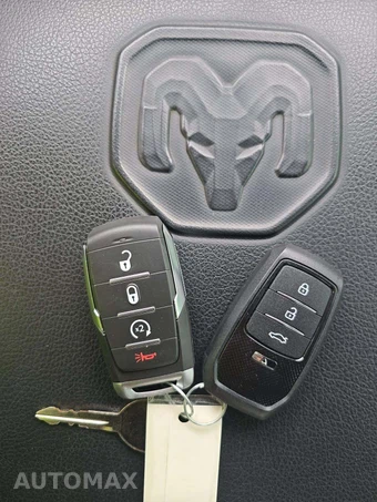 2022 Ram 1500 Sport Crew Cab Short Bed - miniatura 8
