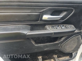 2022 Ram 1500 Tradesman Crew Cab Short Bed – miniatura 9