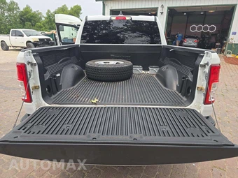 2022 Ram 1500 Tradesman Crew Cab Short Bed - miniatura 11