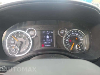 2022 Ram 1500 Tradesman Extended Cab Medium Bed - miniatura 9