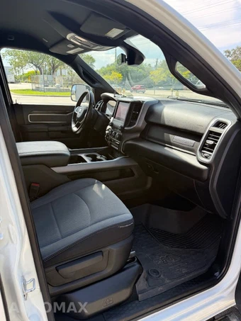 2022 Ram 2500 Big Horn Crew Cab Medium Bed - miniatura 10