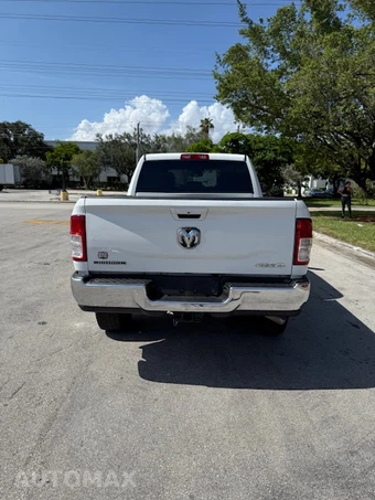 2022 Ram 2500 Big Horn Crew Cab Medium Bed - miniatura 7