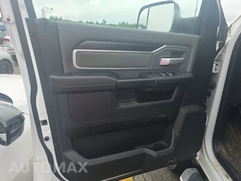 2022 Ram 2500 Big Horn Crew Cab Medium Bed - miniatura 9