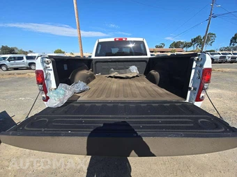 2022 Ram 2500 Big Horn Crew Cab Medium Bed - miniatura 14