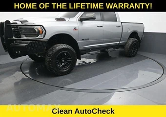 2022 Ram 2500 Big Horn Crew Cab Medium Bed - miniatura 2