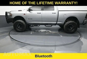 2022 Ram 2500 Big Horn Crew Cab Medium Bed - miniatura 4