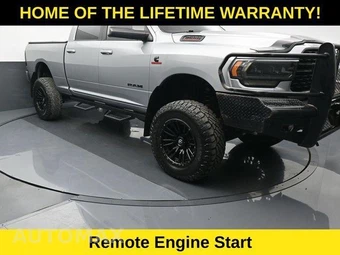 2022 Ram 2500 Big Horn Crew Cab Medium Bed - miniatura 8