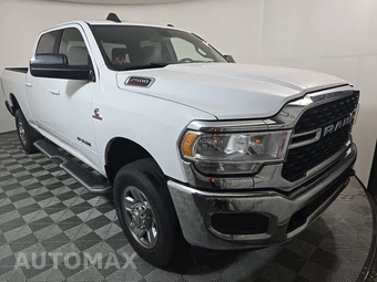 2022 Ram 2500 Big Horn Crew Cab Medium Bed - miniatura 3