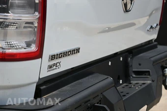 2022 Ram 2500 Big Horn Crew Cab Medium Bed - miniatura 10