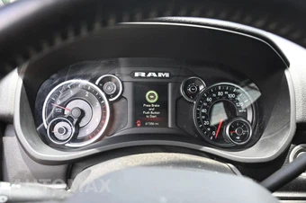 2022 Ram 2500 Big Horn Crew Cab Medium Bed - miniatura 11