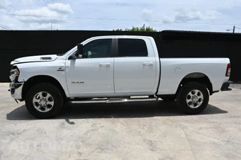 2022 Ram 2500 Big Horn Crew Cab Medium Bed - miniatura 7