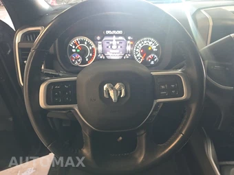 2022 Ram 2500 Big Horn Crew Cab Medium Bed - miniatura 10