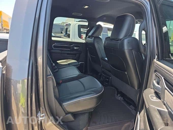 2022 Ram 2500 Laramie Crew Cab Long Bed - miniatura 16