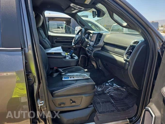 2022 Ram 2500 Laramie Crew Cab Long Bed - miniatura 18