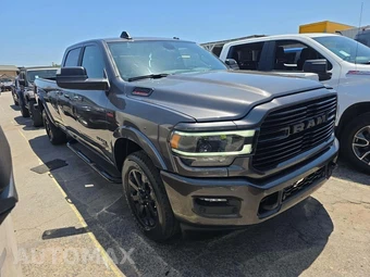 2022 Ram 2500 Laramie Crew Cab Long Bed - miniatura 4