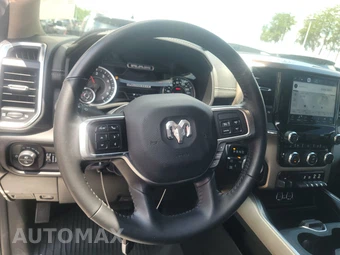 2022 Ram 2500 Laramie Crew Cab Medium Bed - miniatura 10