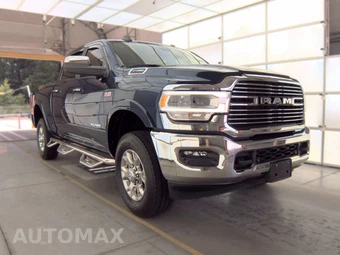 2022 Ram 2500 Laramie Crew Cab Medium Bed - miniatura 3