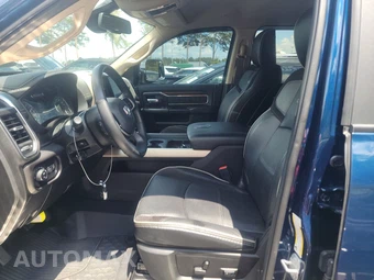 2022 Ram 2500 Laramie Crew Cab Medium Bed - miniatura 7