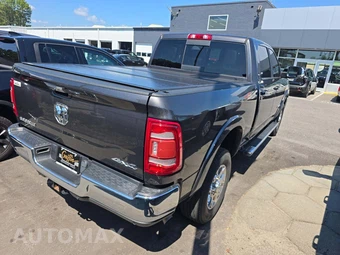 2022 Ram 2500 Laramie Crew Cab Medium Bed – miniatura 3