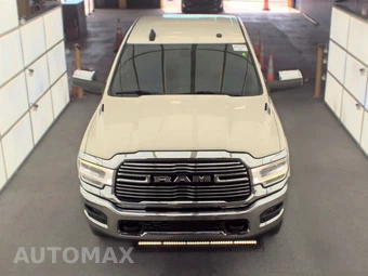2022 Ram 2500 Laramie Crew Cab Medium Bed - miniatura 2