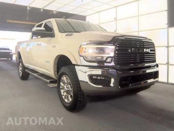 2022 Ram 2500 Laramie Crew Cab Medium Bed - miniatura 3
