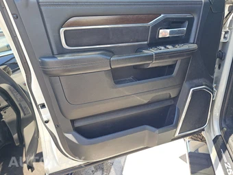2022 Ram 2500 Laramie Crew Cab Medium Bed - miniatura 9