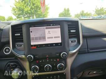 2022 Ram 2500 Laramie Crew Cab Medium Bed – miniatura 10