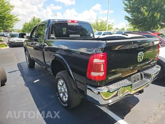 2022 Ram 2500 Laramie Crew Cab Medium Bed – miniatura 2