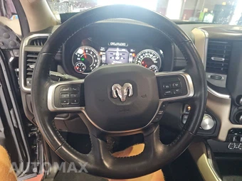 2022 Ram 2500 Laramie Crew Cab Medium Bed - miniatura 10