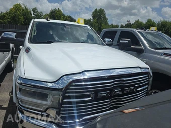 2022 Ram 2500 Laramie Crew Cab Medium Bed - miniatura 2