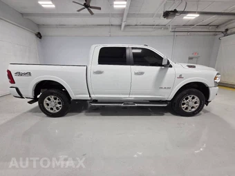 2022 Ram 2500 Laramie Crew Cab Medium Bed - miniatura 9
