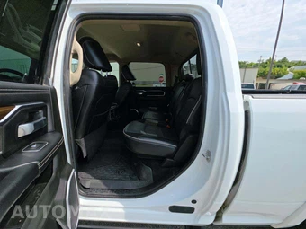 2022 Ram 2500 Laramie Crew Cab Medium Bed - miniatura 13