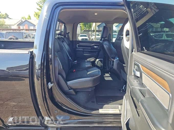 2022 Ram 2500 Laramie Crew Cab Medium Bed – miniatura 13