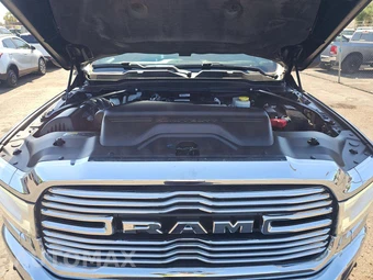 2022 Ram 2500 Laramie Crew Cab Medium Bed – miniatura 23