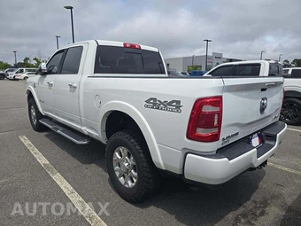2022 Ram 2500 Laramie Crew Cab Medium Bed – miniatura 2