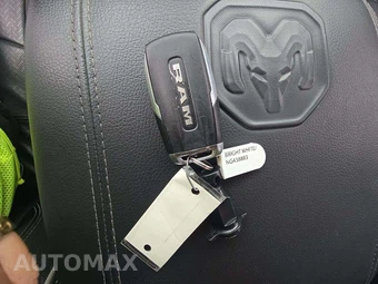 2022 Ram 2500 Laramie Crew Cab Medium Bed – miniatura 8