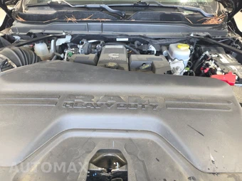 2022 Ram 2500 Laramie Crew Cab Medium Bed – miniatura 15