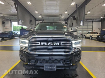 2022 Ram 2500 Laramie Crew Cab Medium Bed – miniatura 2