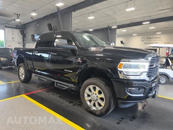 2022 Ram 2500 Laramie Crew Cab Medium Bed – miniatura 3