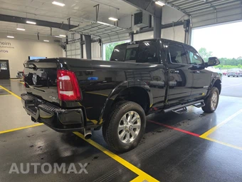 2022 Ram 2500 Laramie Crew Cab Medium Bed – miniatura 4