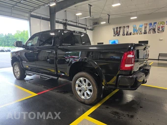 2022 Ram 2500 Laramie Crew Cab Medium Bed – miniatura 6
