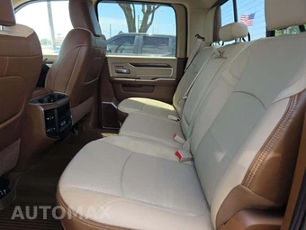 2022 Ram 2500 Laramie Crew Cab Medium Bed - miniatura 13
