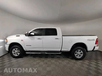 2022 Ram 2500 Laramie Crew Cab Medium Bed - miniatura 2