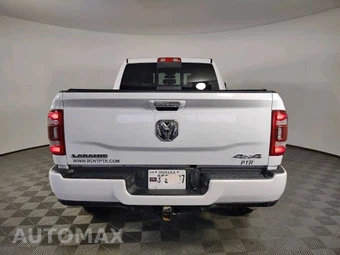 2022 Ram 2500 Laramie Crew Cab Medium Bed - miniatura 4